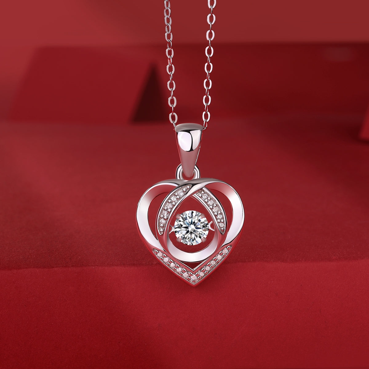 Heart to Have – S925 Moissanite Pendant Necklace Set (Luxury Diamond‑Cut Shine)