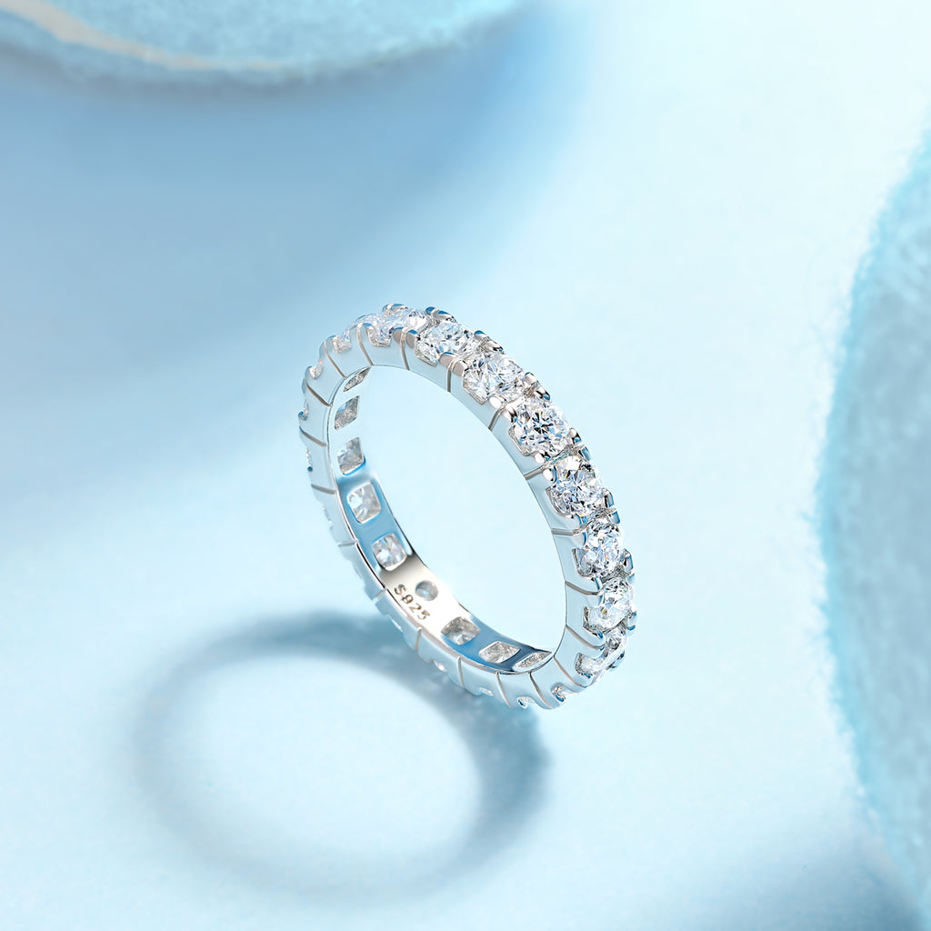 Starry Sky – S925 Moissanite Silver Ring (Luxury Diamond‑Cut Shine)