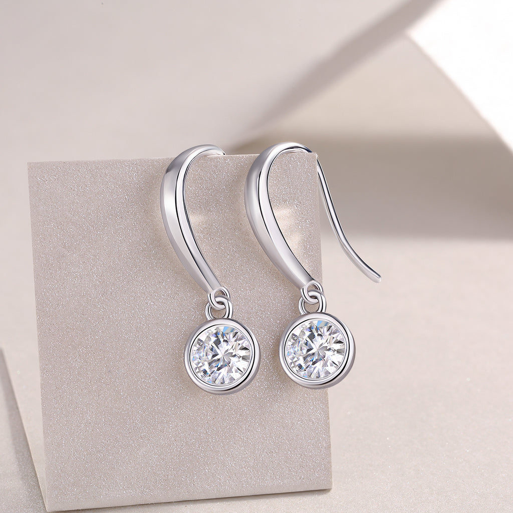 Soft Light & Sweet Whispers – S925 Moissanite Earrings & Stud Set (Platinum‑Plated)