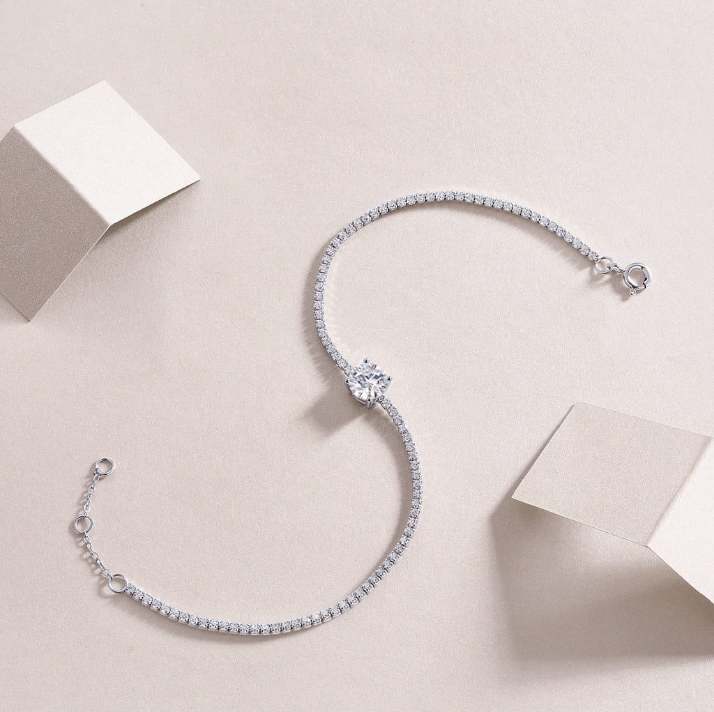 Dawn S925 Moissanite Silver Bracelet – Luxury Diamond‑Cut Shine