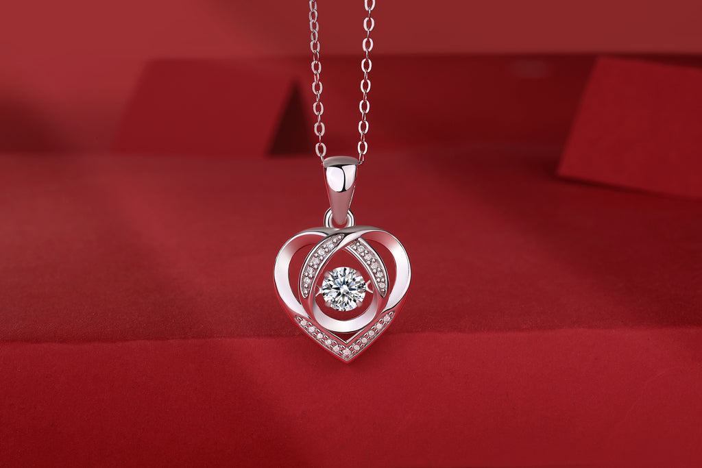 Heart to Have – S925 Moissanite Pendant Necklace Set (Luxury Diamond‑Cut Shine)