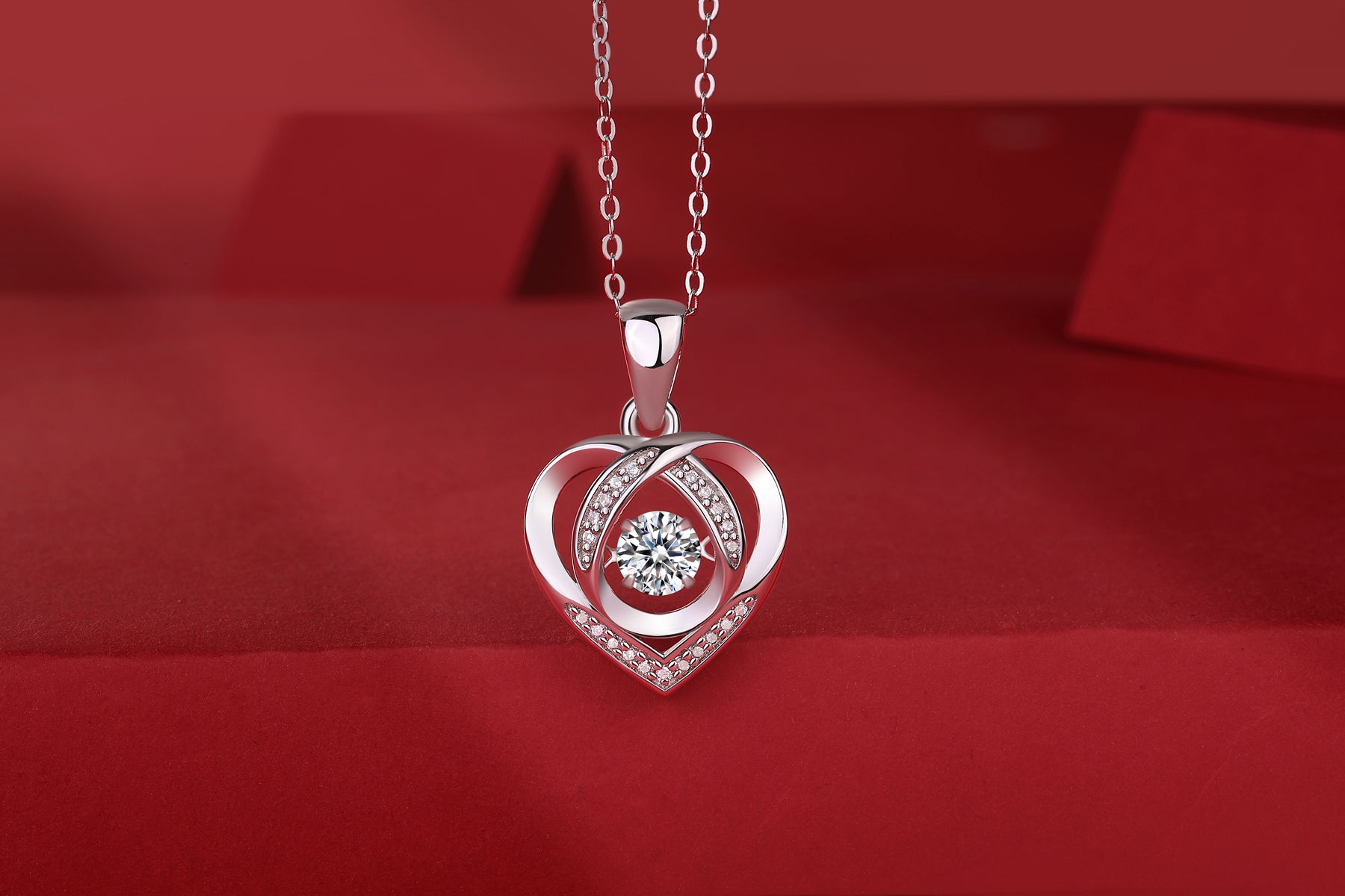 Heart to Have – S925 Moissanite Pendant Necklace Set (Luxury Diamond‑Cut Shine)