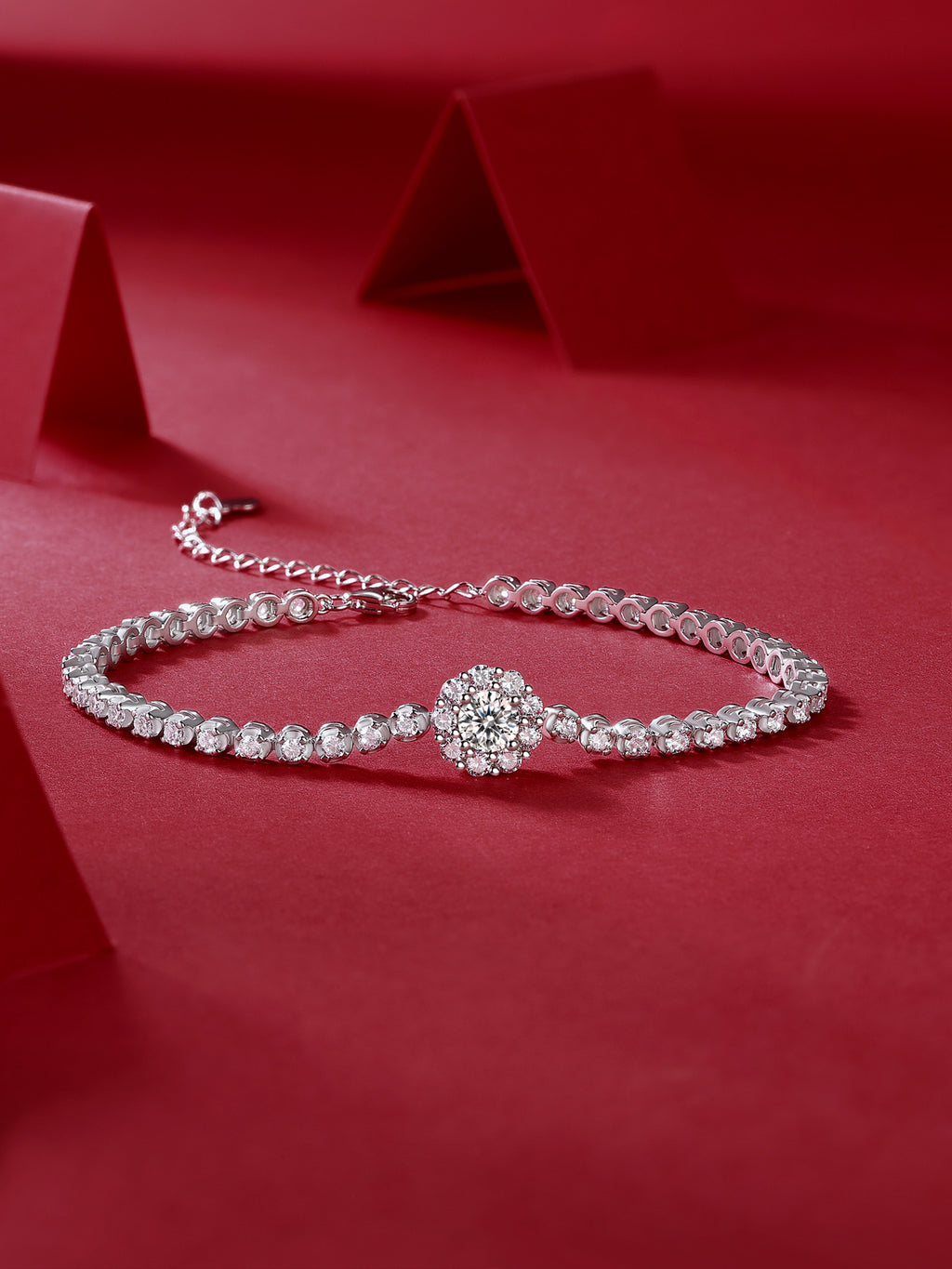 Bridge of Magpies S925 Moissanite Silver Bracelet – Elegant Diamond‑Cut Finish