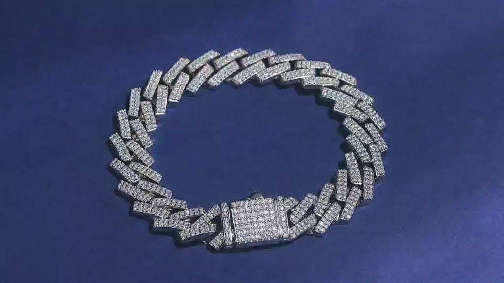 Keel S925 Moissanite Silver Bracelet – Luxury Diamond‑Cut Finish